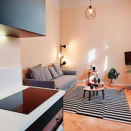 A+ Budapest Downtown Apartments Akacfa מראה חיצוני תמונה