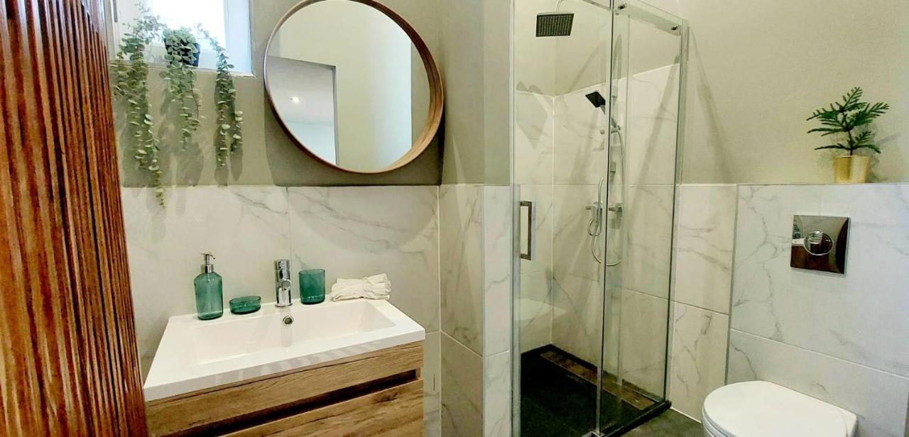 A+ Budapest Downtown Apartments Akacfa מראה חיצוני תמונה